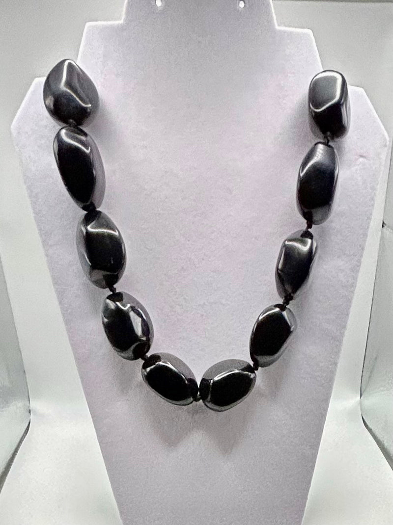 Jewelry- Necklace- Black Large Stones