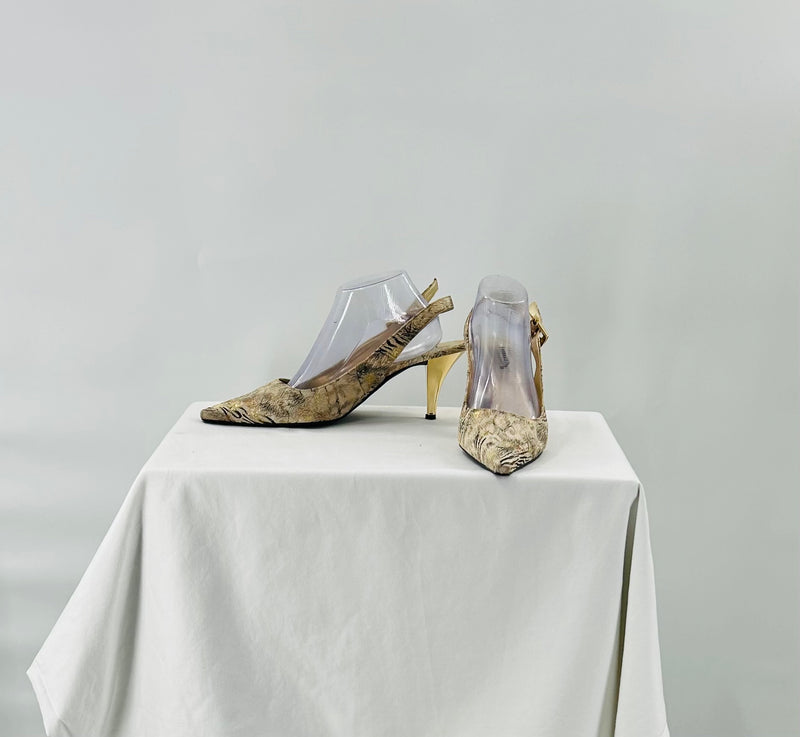 J Renee Size 10.5W Slingbacks