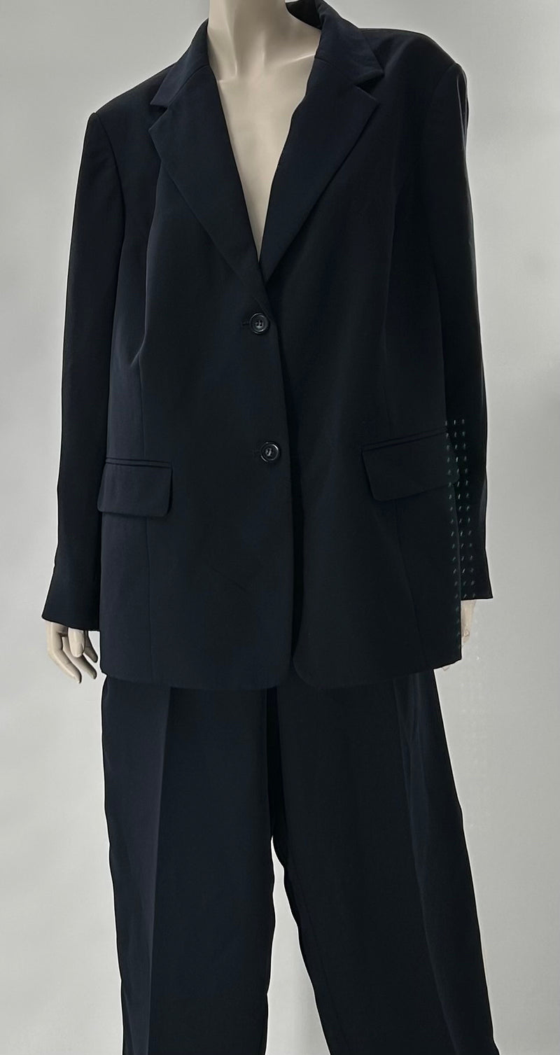 Emma James Woman Pant Suit