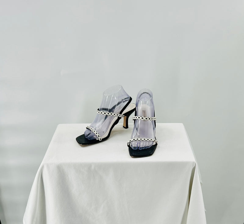 Ann Marino Size 10M Sandals