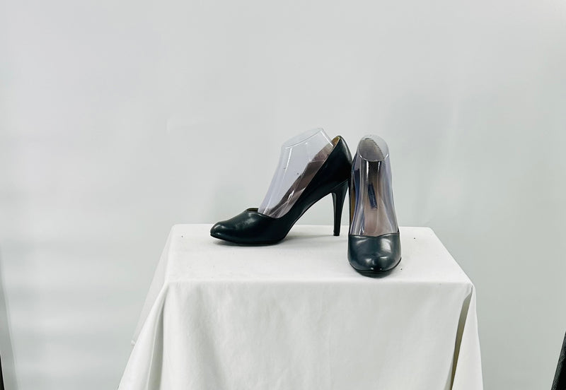 Pierre Dumas Flexibles Size 10M Pumps