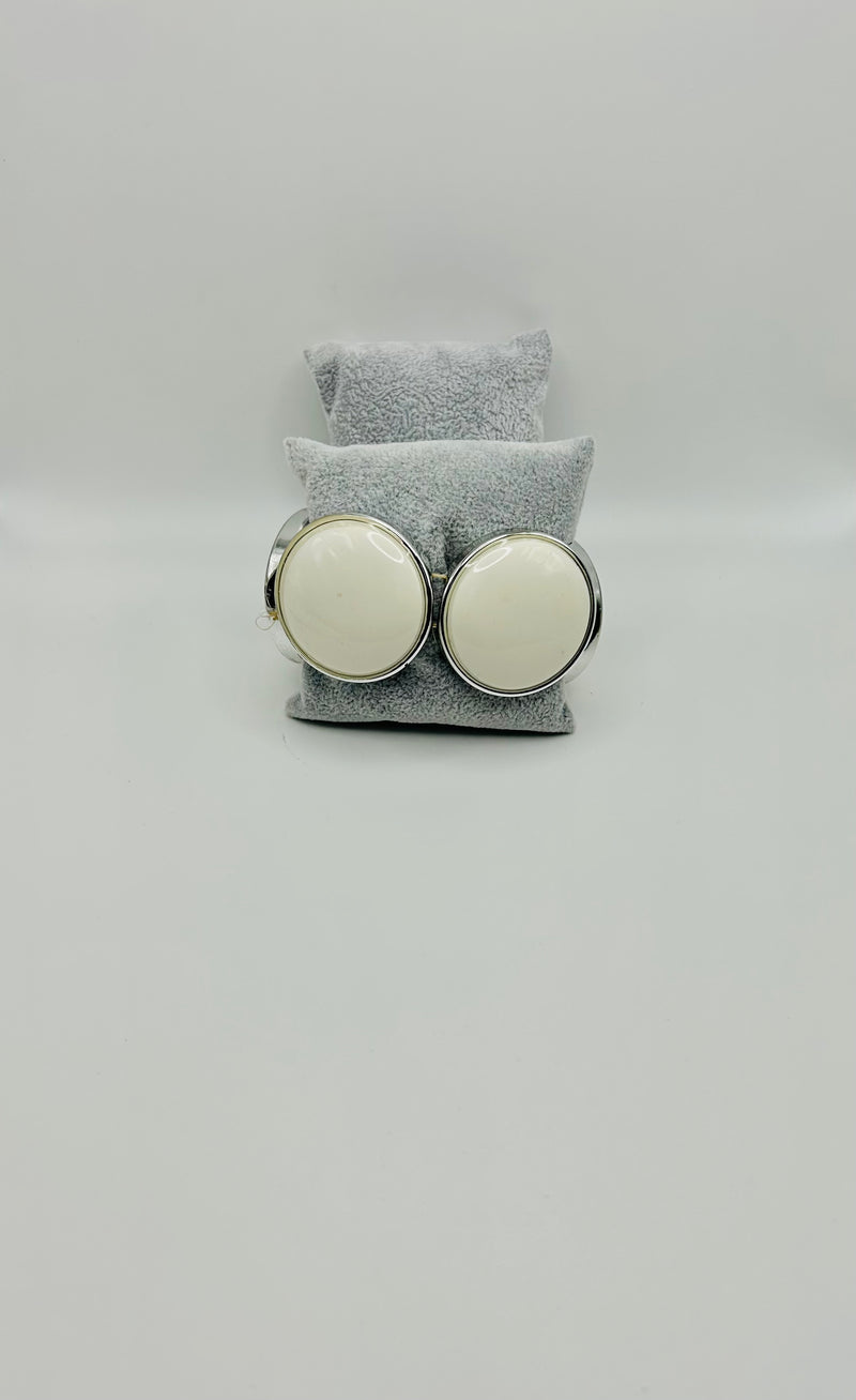 Jewelry- Bracelet- White Circles
