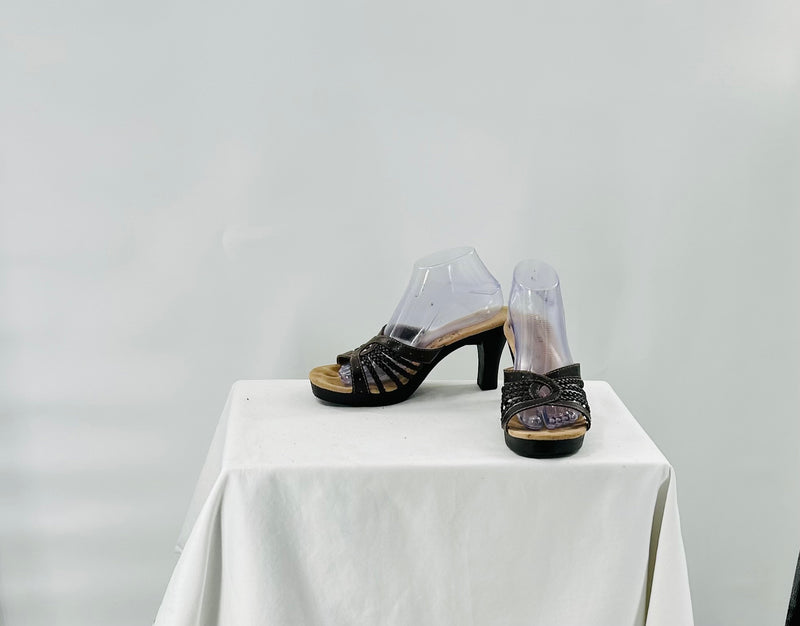 Mudd Size 10M Sandals