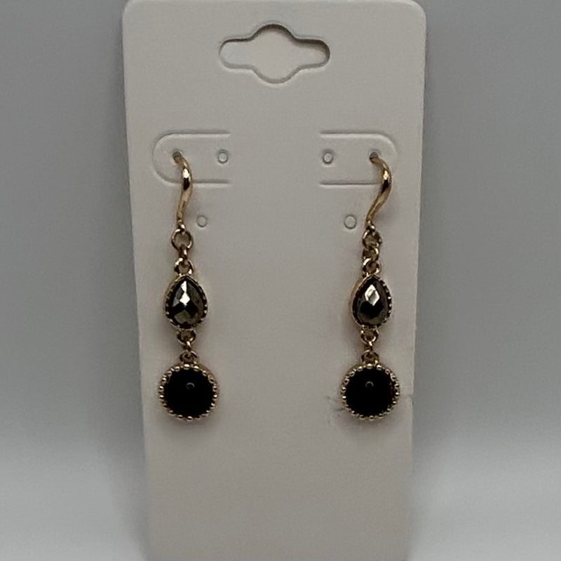 Jewelry- Earrings- "Dangles" Set in Gold