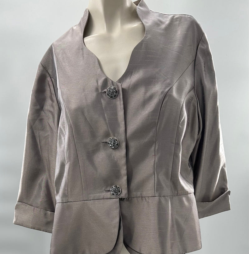 Dana Kay Silver/Gray Dress Suit
