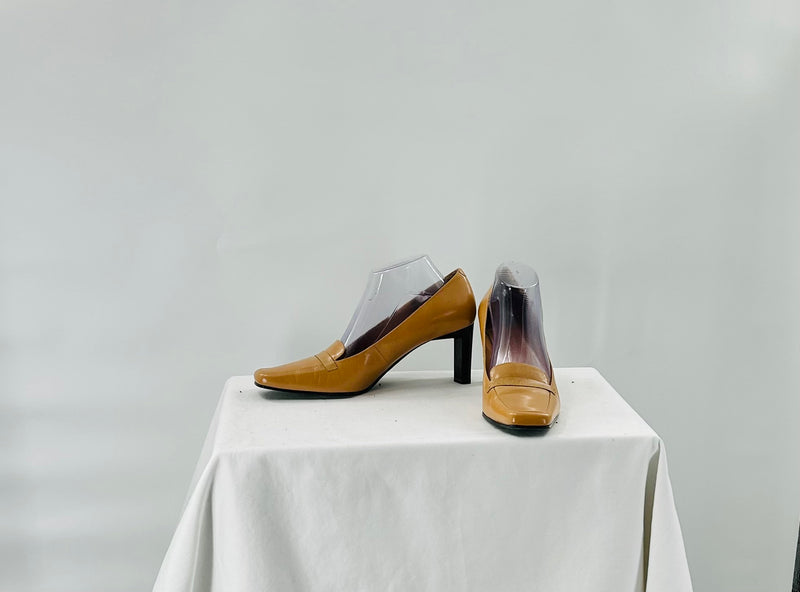 Bandolino Size 9.5M Pumps